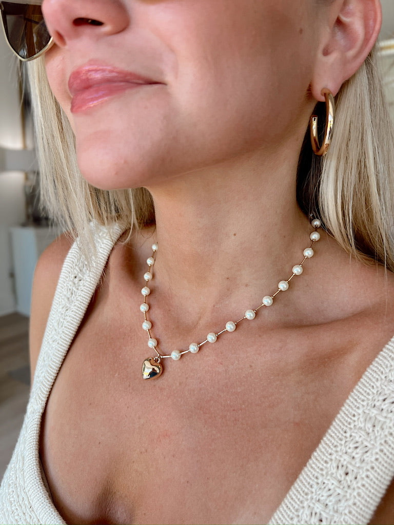 Whimsical Days Water Resistant Pearl Necklace