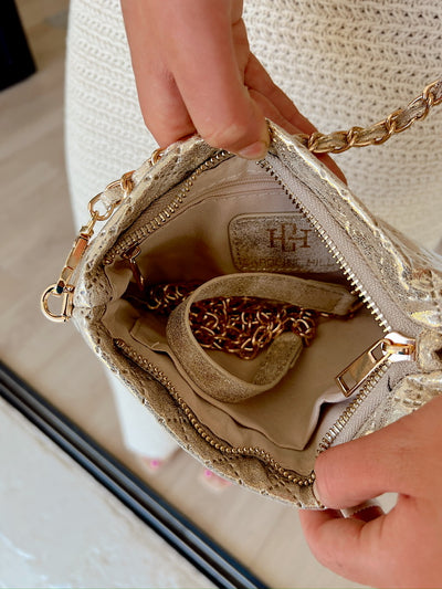 Livi Crossbody