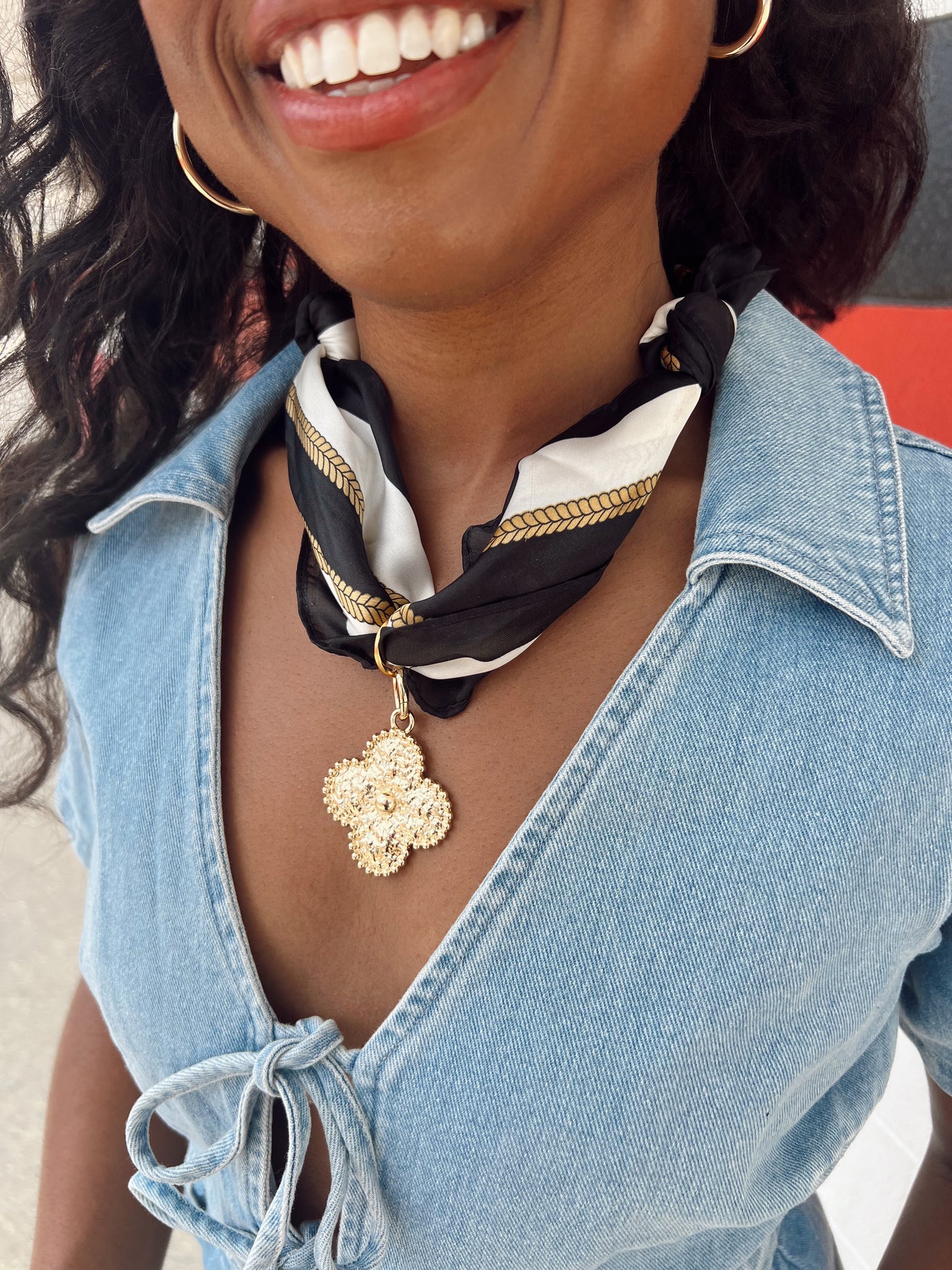 Game-day Scarf Necklace With Clover Charm