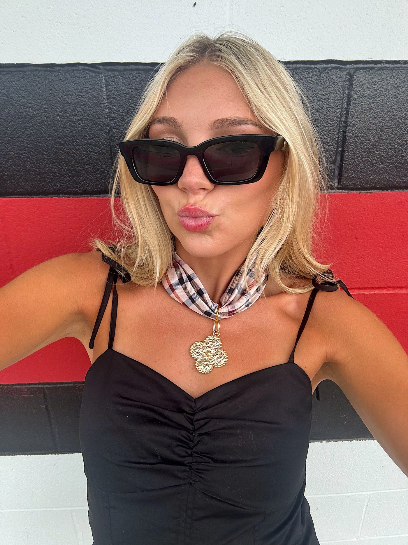 Game-day Scarf Necklace With Clover Charm