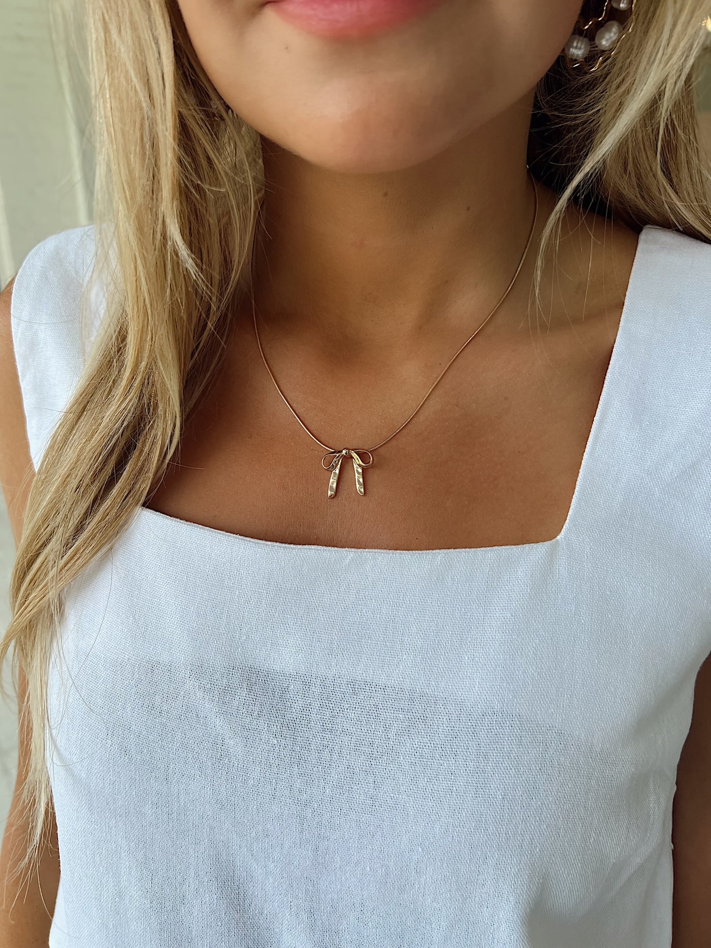 Bow Ribbon Snake Chain Necklace
