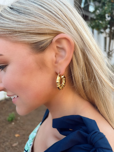Marvelous Ease Hoop Earrings