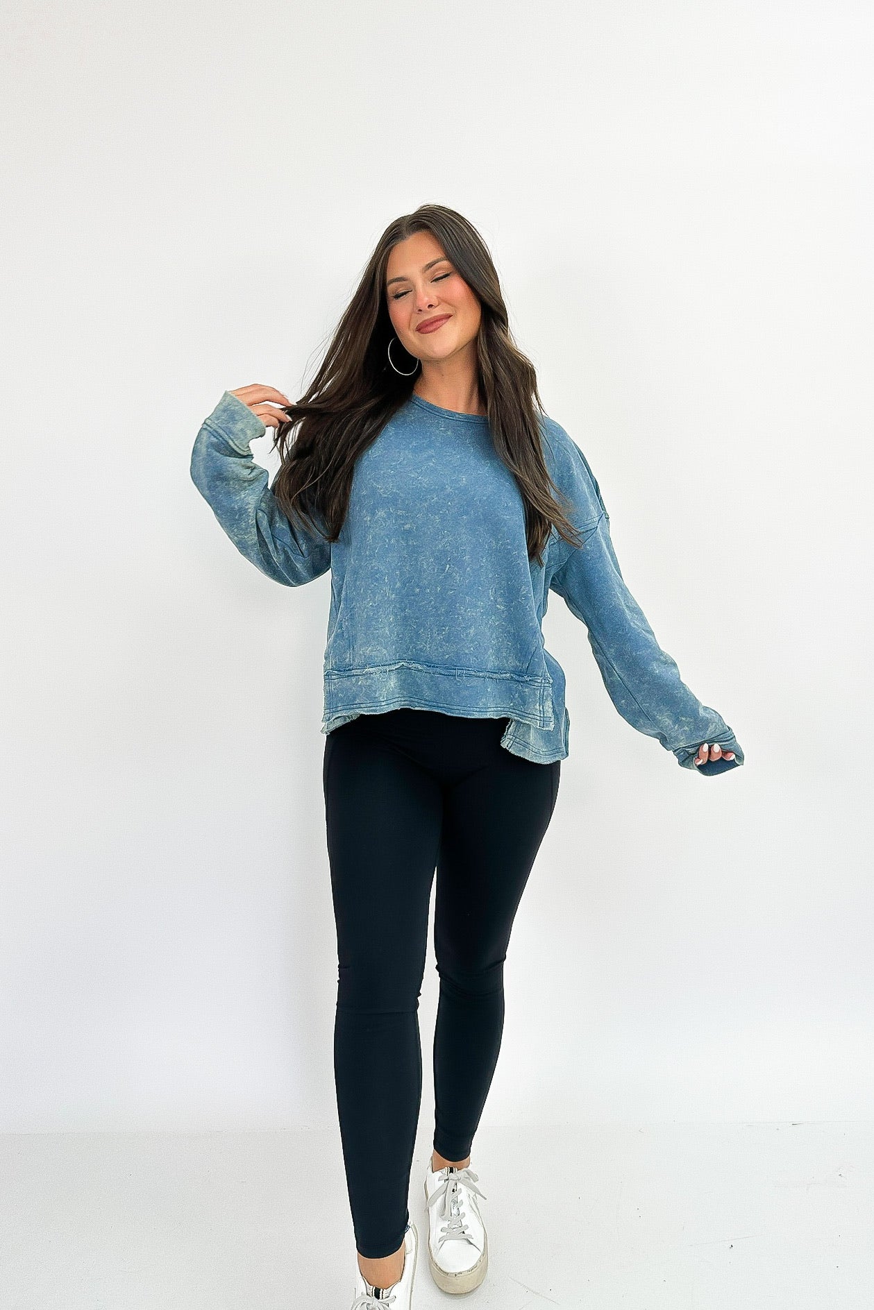 Thriving Weekend Top