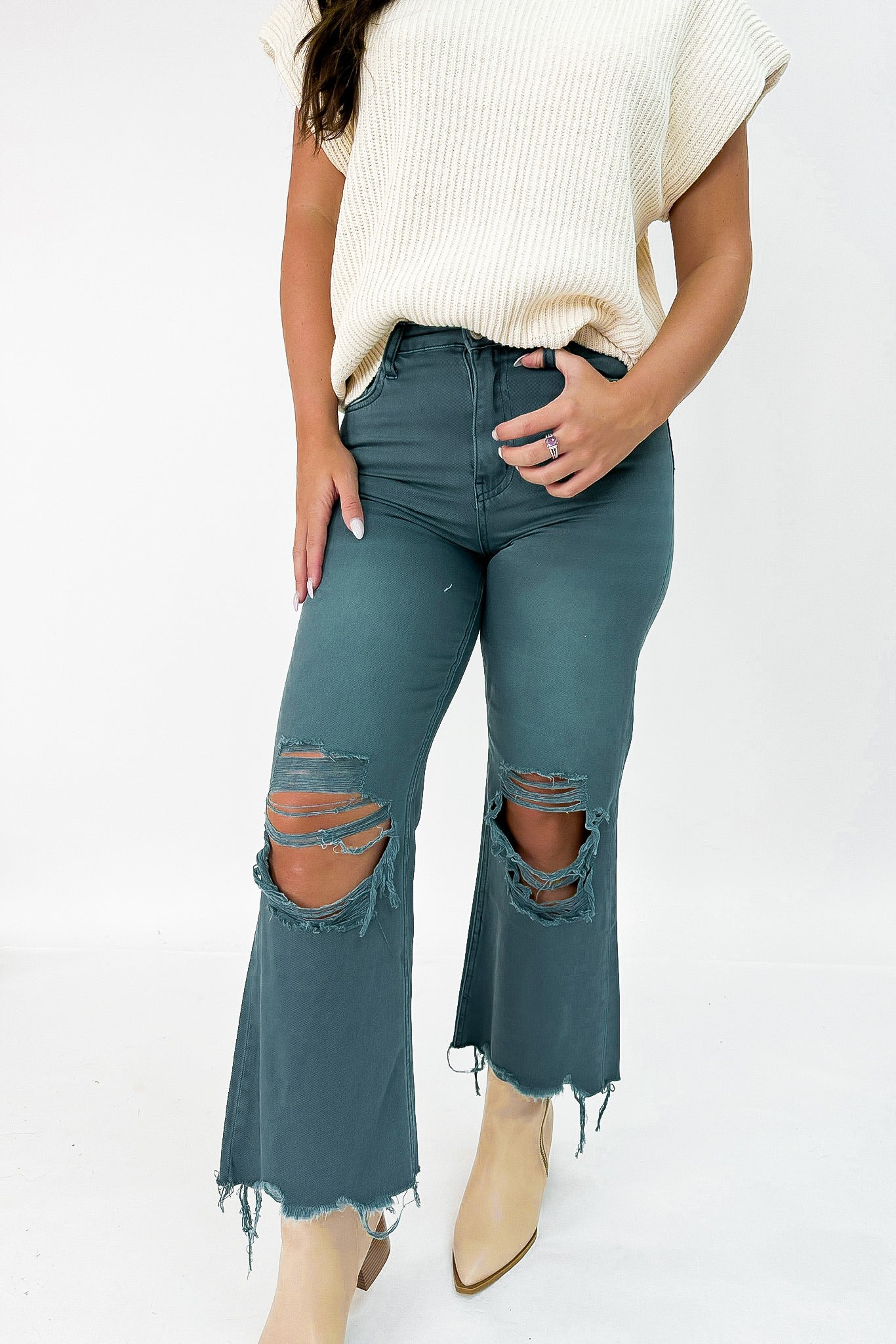 Live For The Moment Crop Jeans