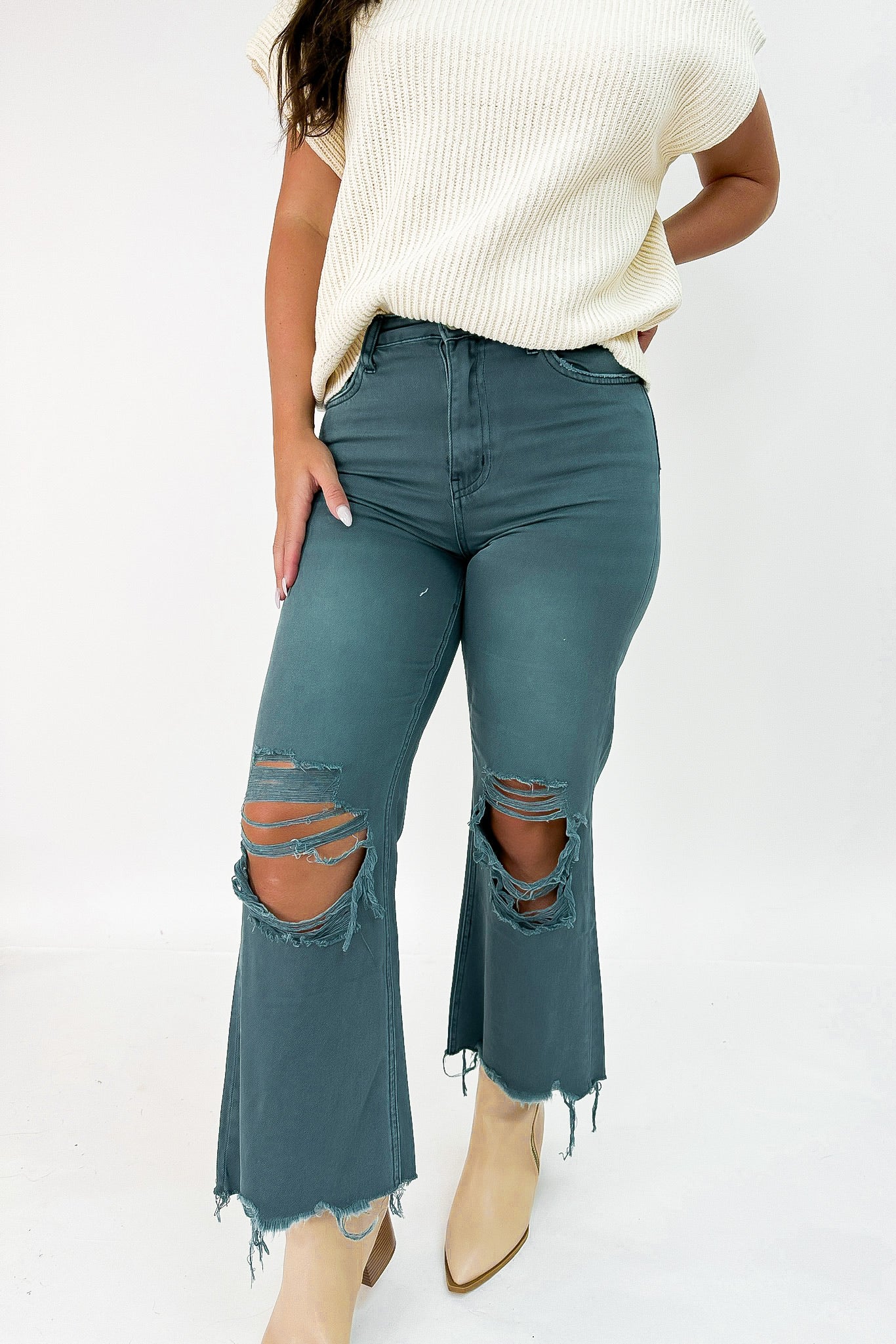 Live For The Moment Crop Jeans