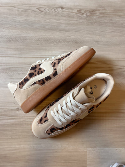 Don't Catch Me Leopard Sneakers