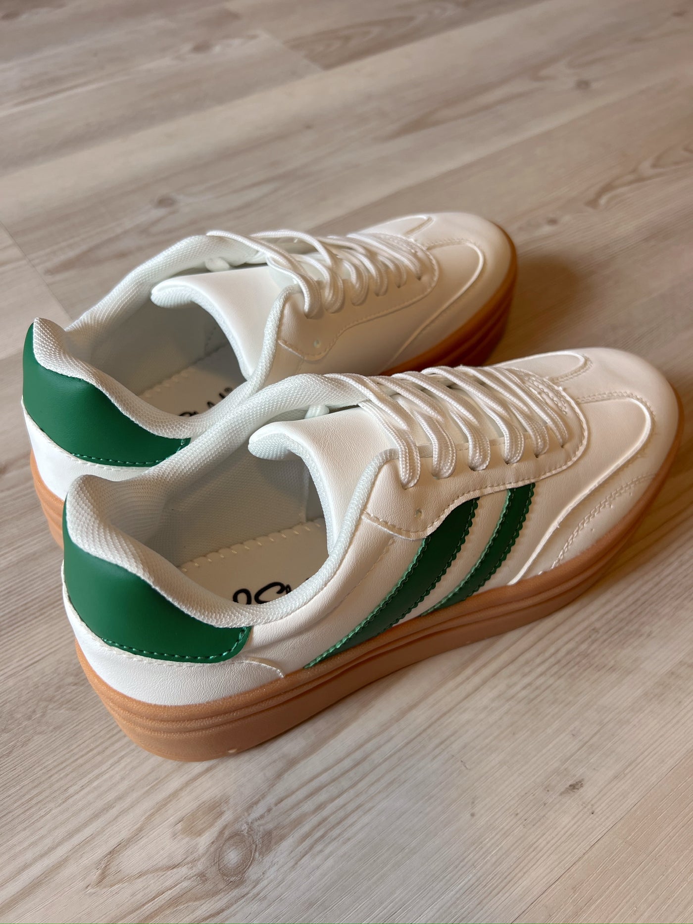 Endless Motion Platform Sneakers
