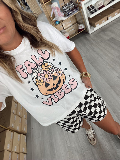 Fall Vibes Retro Pumpkin Graphic Top