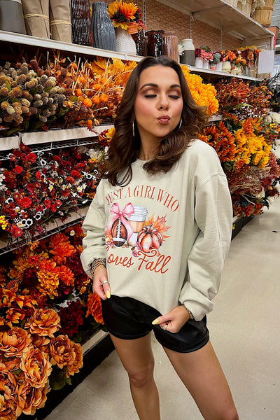 "Just A Girl Who Loves Fall" Graphic Sweatshirt