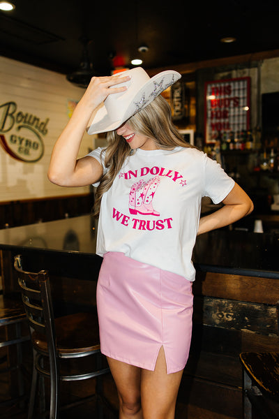 In Dolly We Trust Graphic Tee