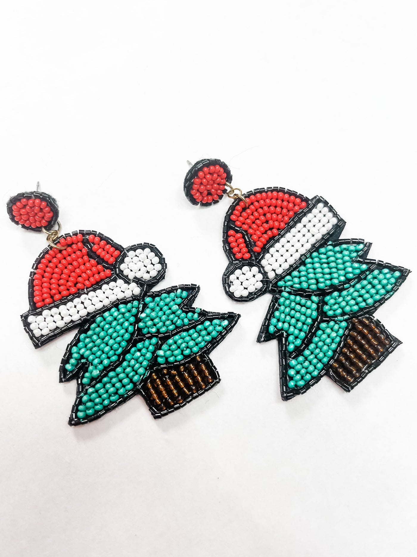 Santa Hat Christmas Tree Seed Bead Drop Earrings